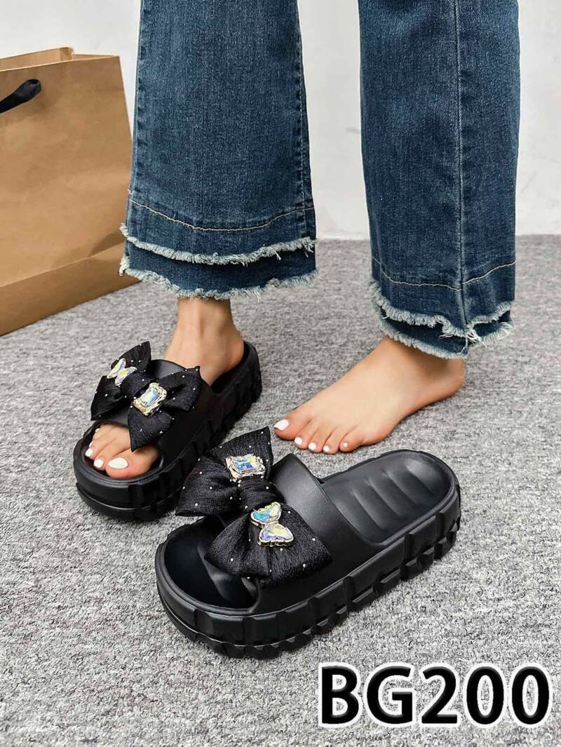 Klapki damskie Roz 36-41/ 12 par